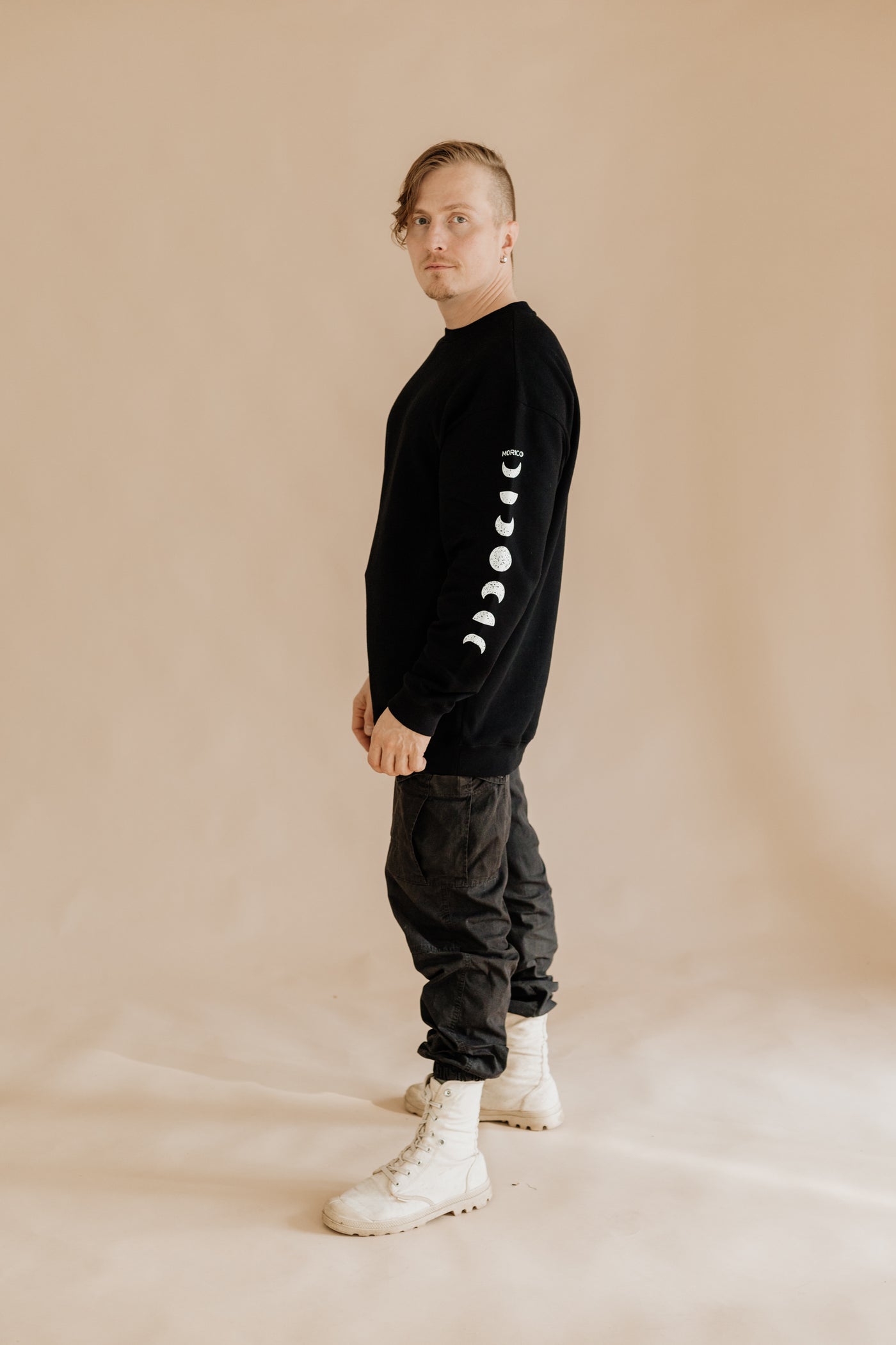 Phases Sweatshirt - Black